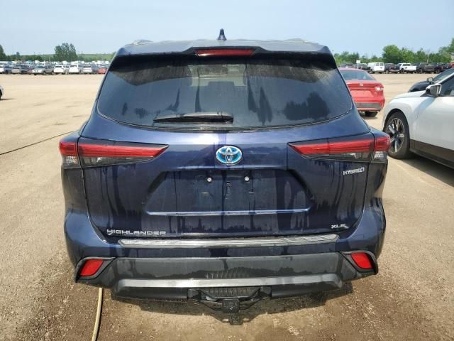 2021 Toyota Highlander Hybrid XLE