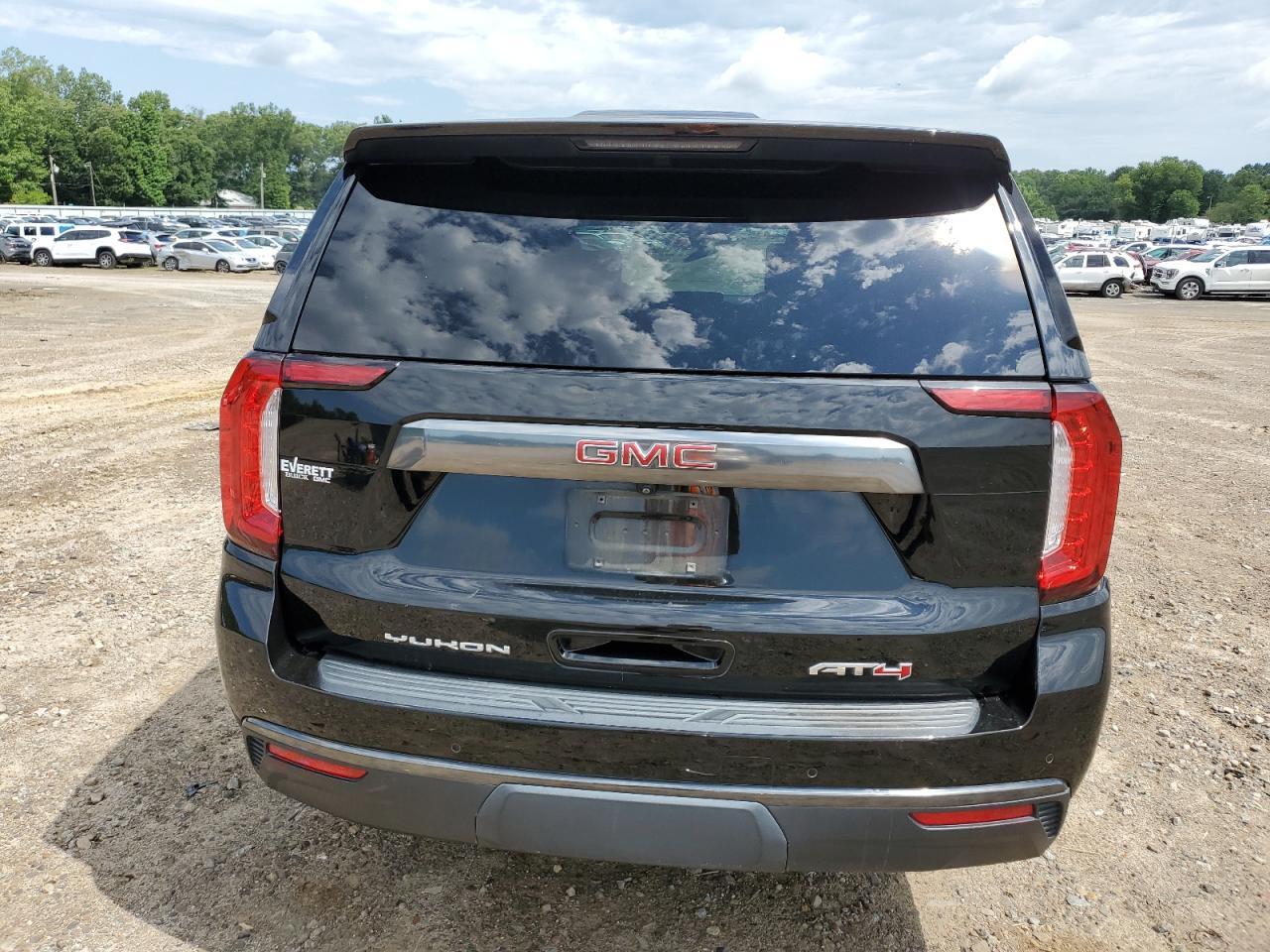 2021 GMC Yukon AT4