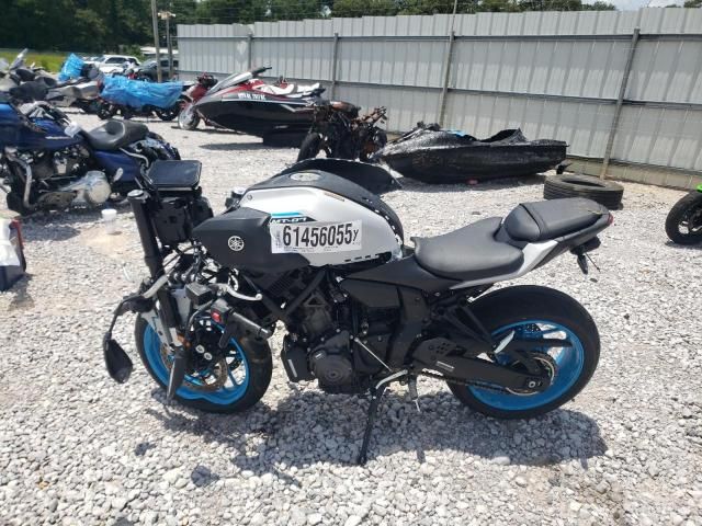 2025 Yamaha MTN690