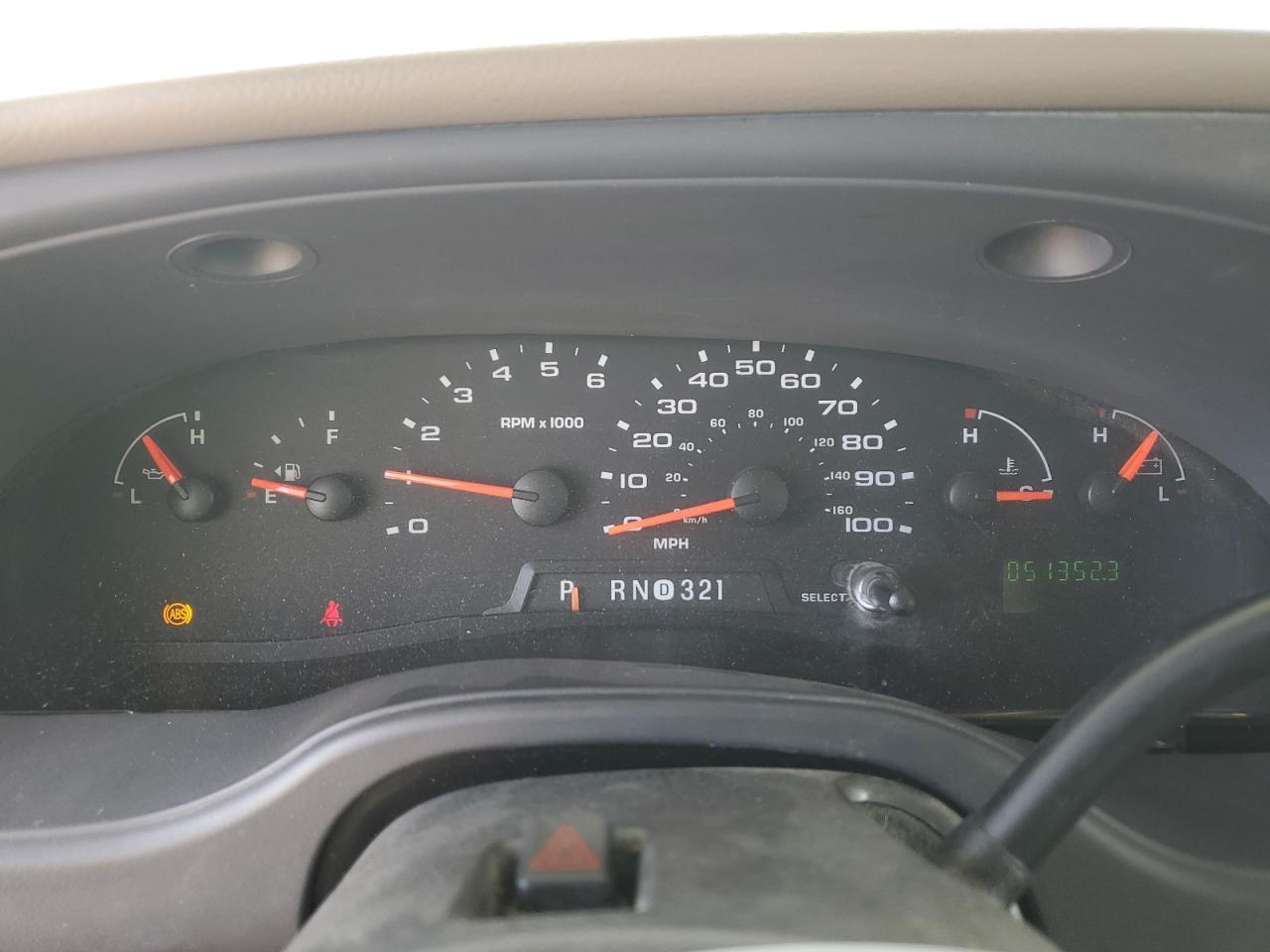 2008 Ford Econoline E450 Super Duty Cutaway Van