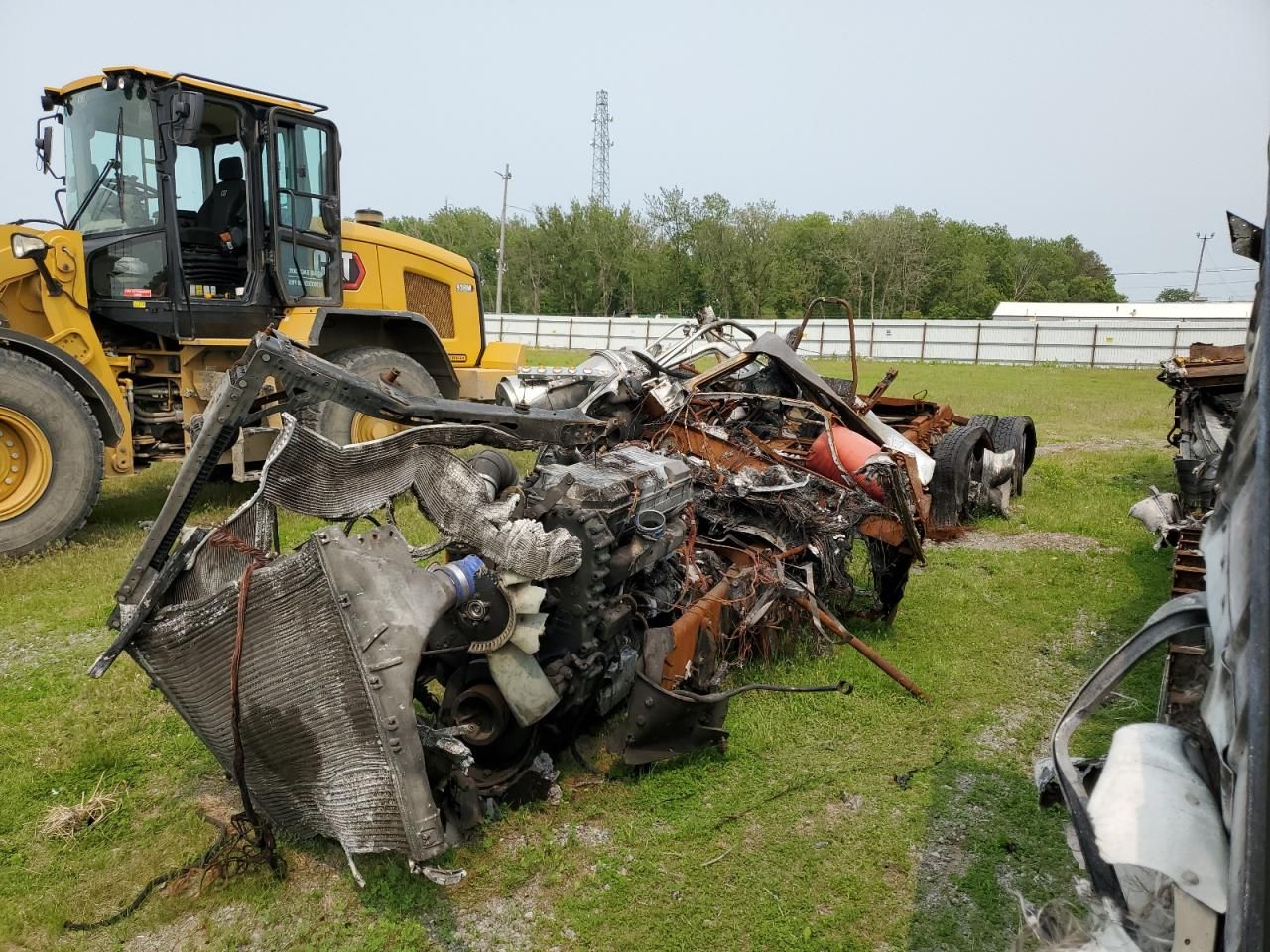 2014 Peterbilt 389 Semi Truck