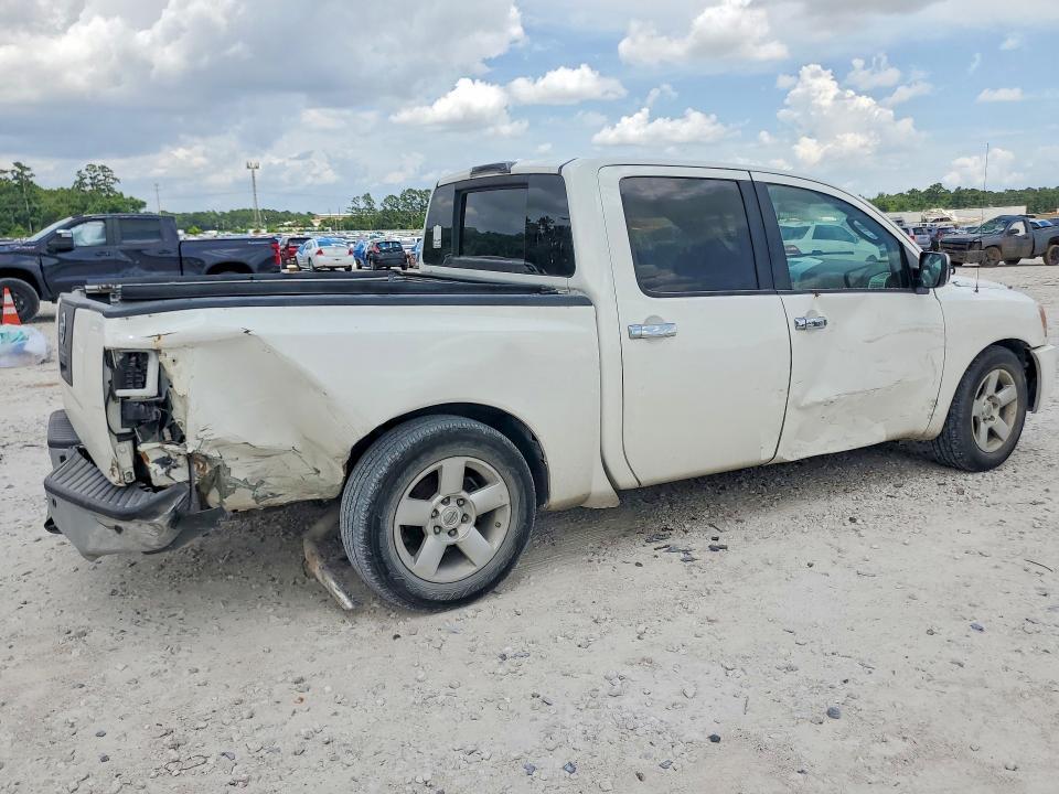 2005 Nissan Titan XE