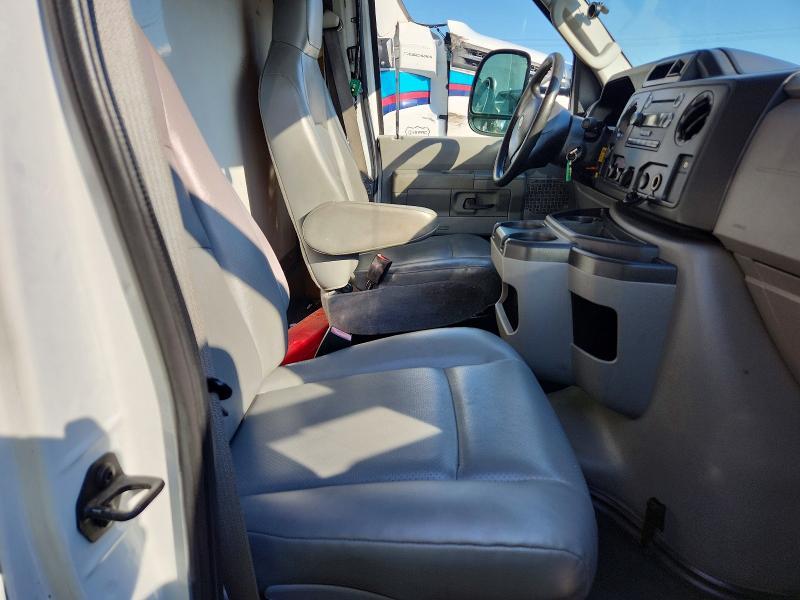 2013 Ford E450 Refrigerated Delivery Truck