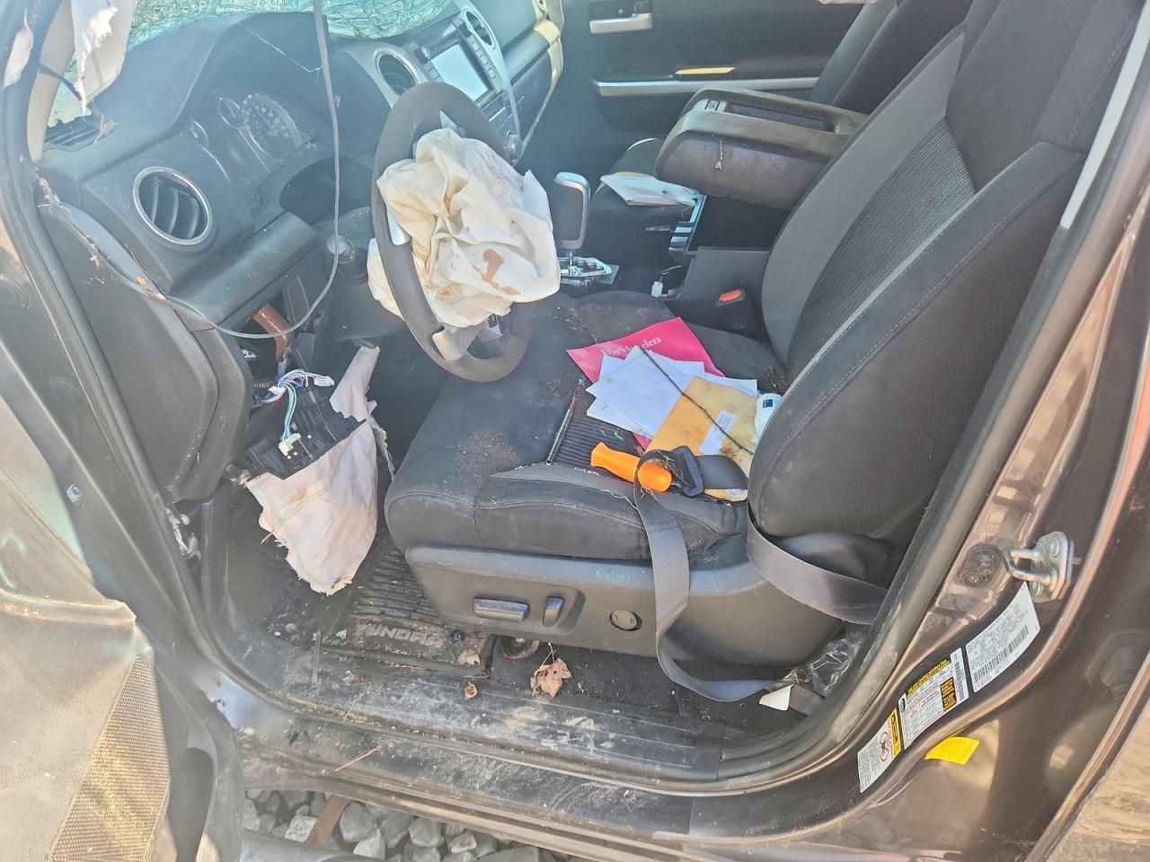 2014 Toyota Tundra SR5