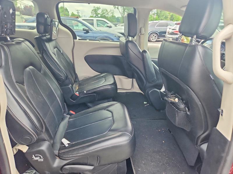 2021 Chrysler Voyager lxi