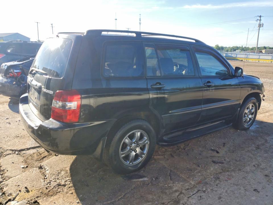 2004 Toyota Highlander Base