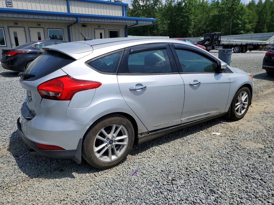 2016 Ford Focus se