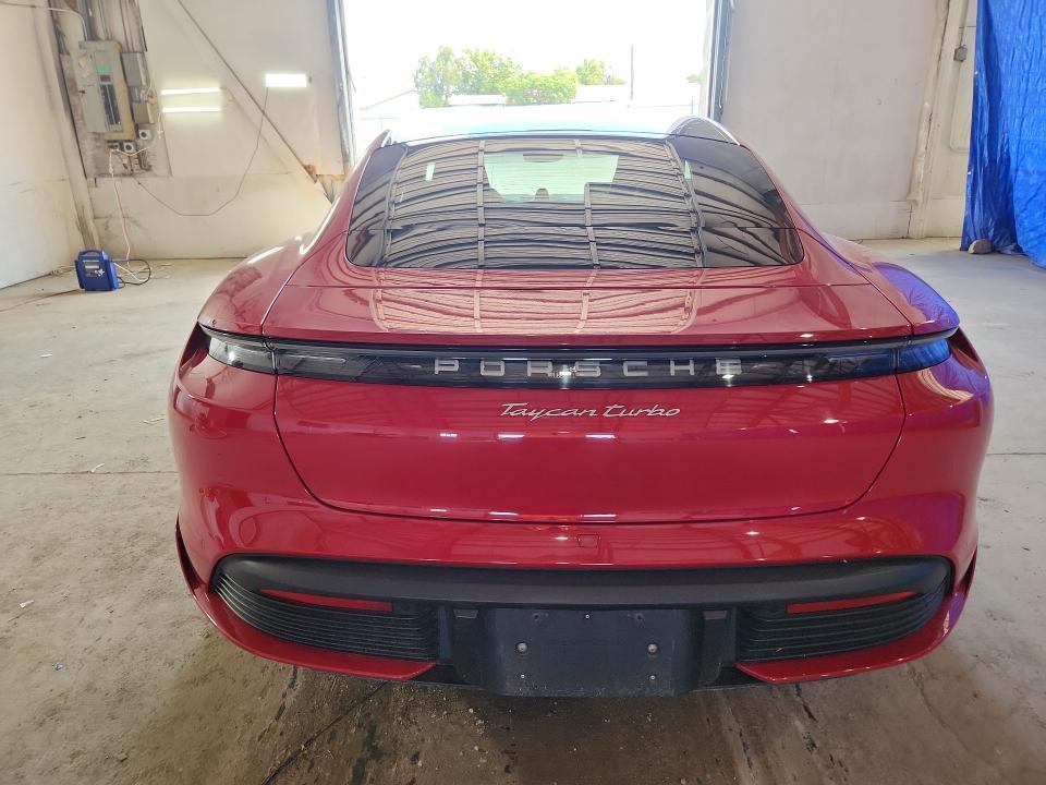 2020 Porsche Taycan Turbo