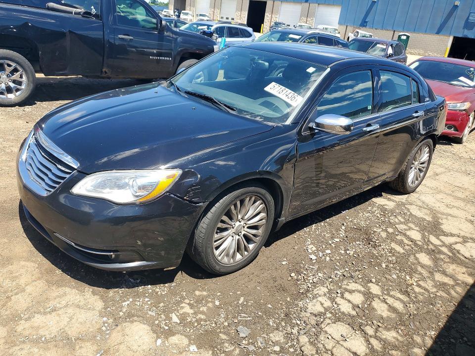 2013 Chrysler 200 Limited