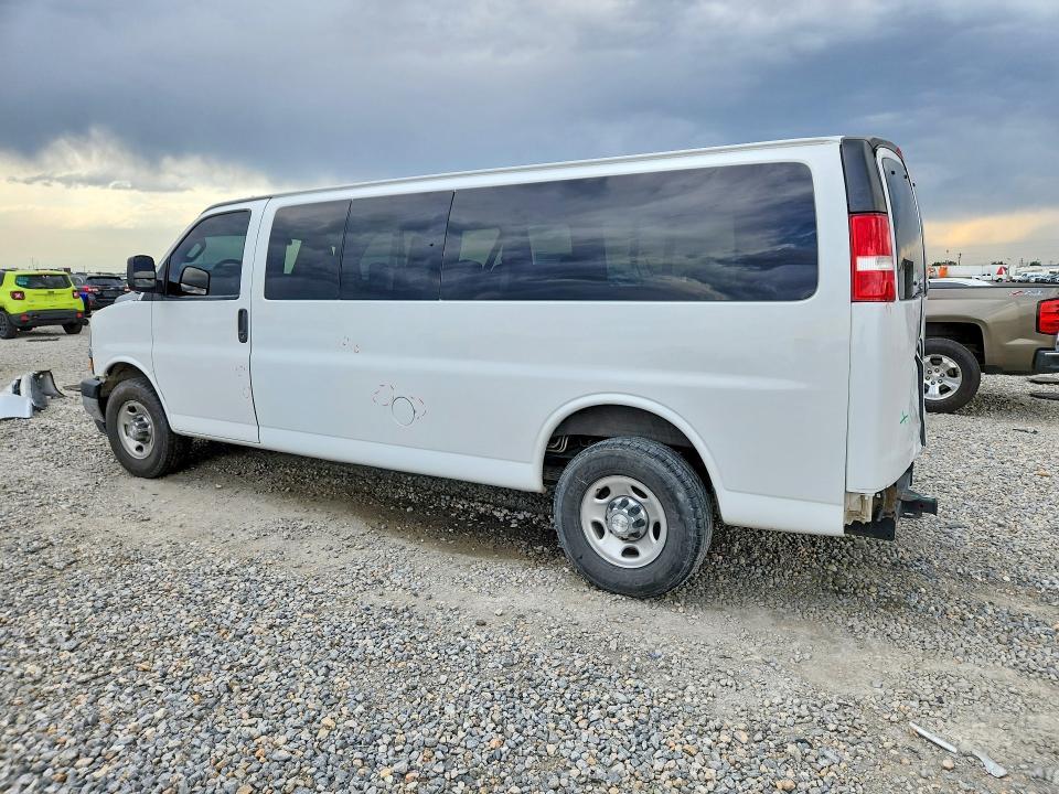 2018 Chevrolet Express G3500 LT