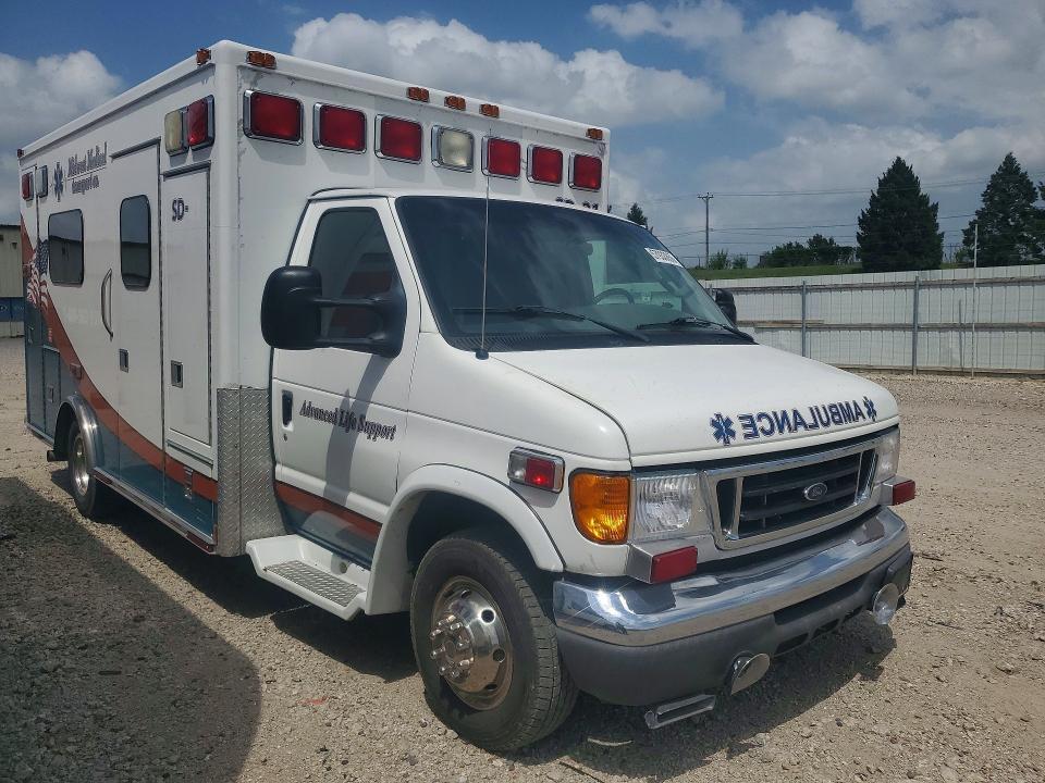 2005 Ford Econoline-ambulance