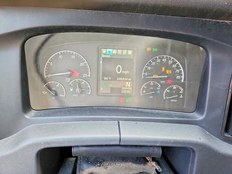 2023 Freightliner Cascadia 126 Semi Truck