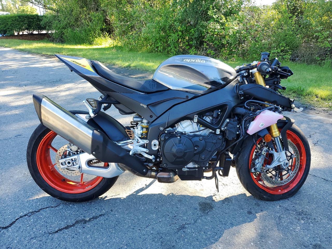 2026 Aprilia RSV4 1100
