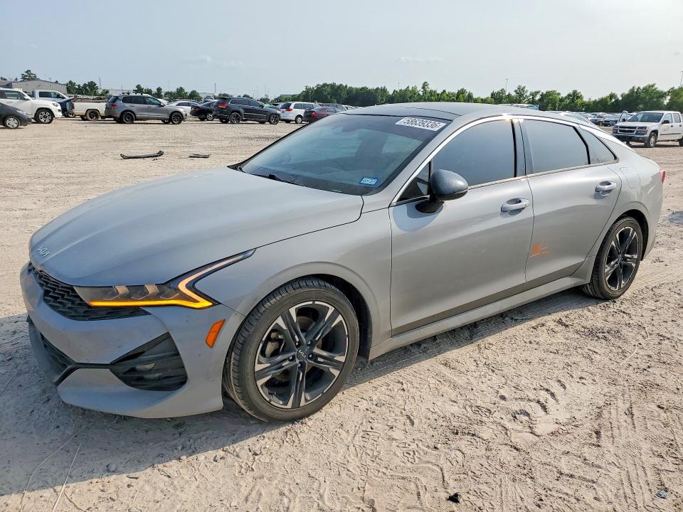 2022 KIA K5 gt Line