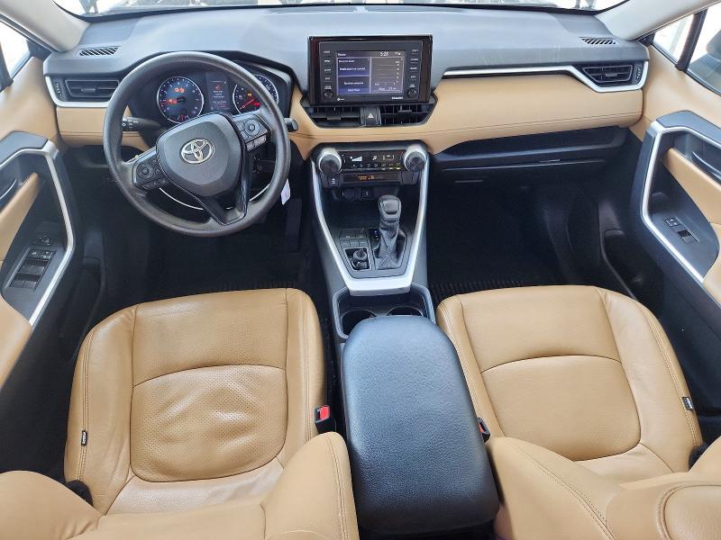 2021 Toyota Rav4 le