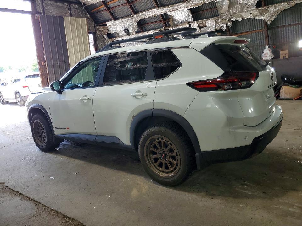 2025 Nissan Rogue Rock Creek