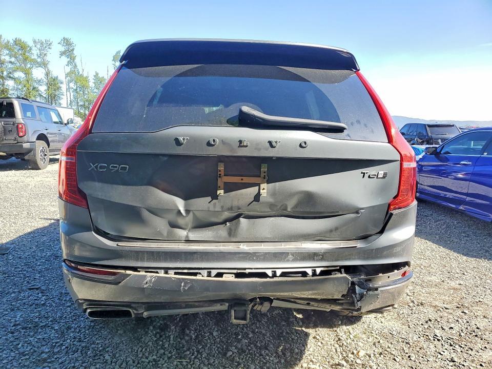 2019 Volvo Xc90 T6 R-design