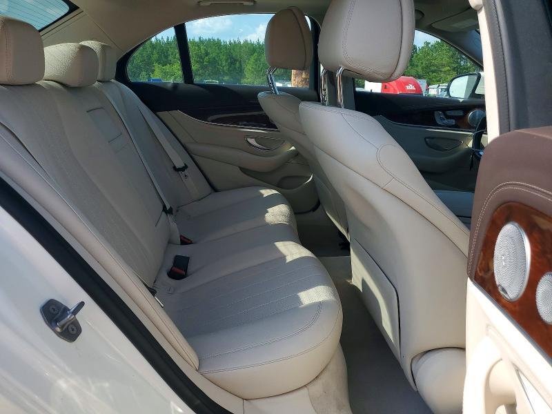 2017 Mercedes-Benz E 300