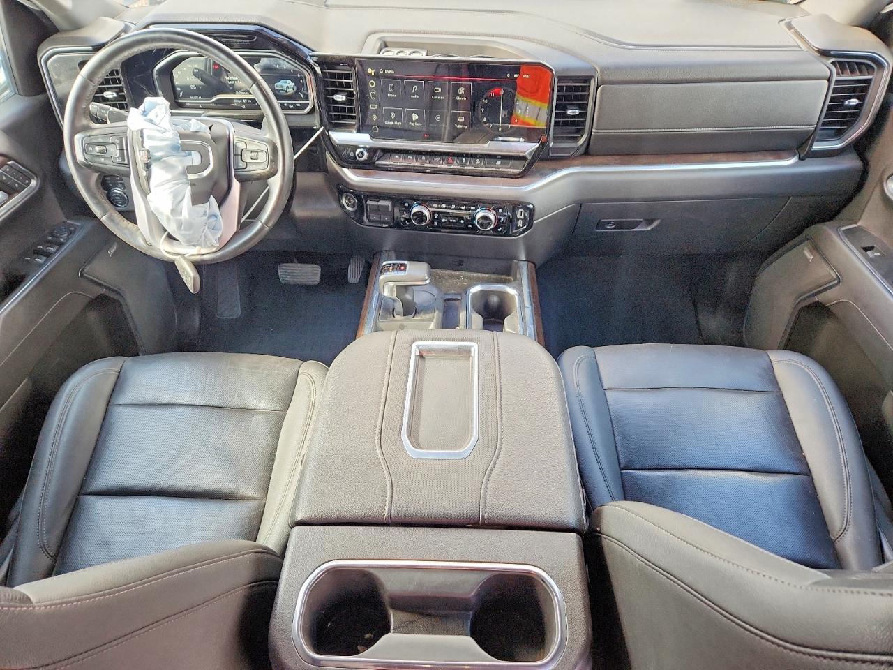 2022 GMC Sierra K1500 SLT