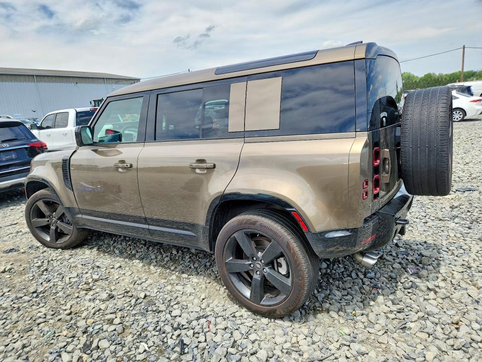 2025 Land Rover Defender 110 X-dynamic se