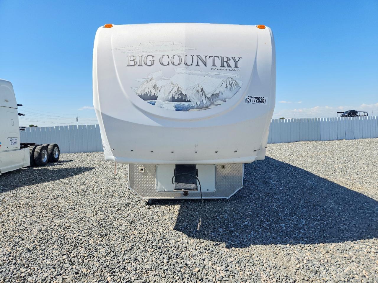 2009 Heartland BIG Country Camper
