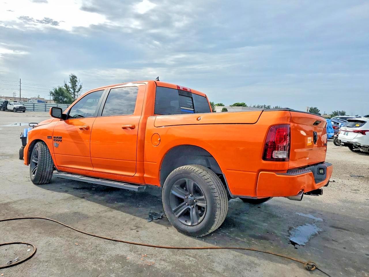 2017 Dodge RAM 1500 Sport