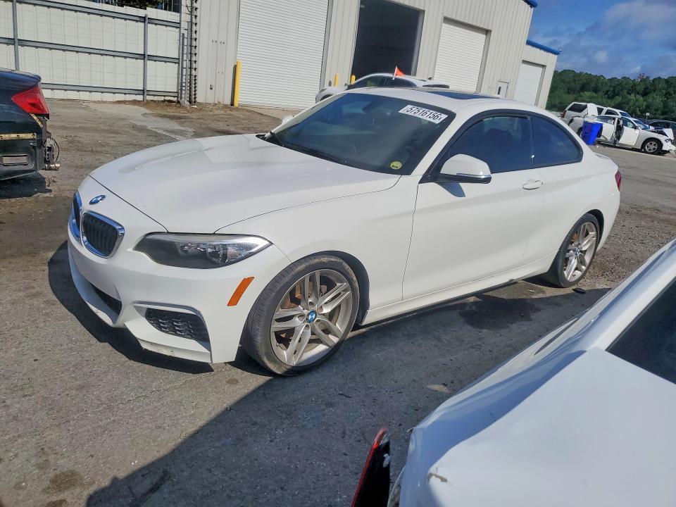 2015 BMW 228 i