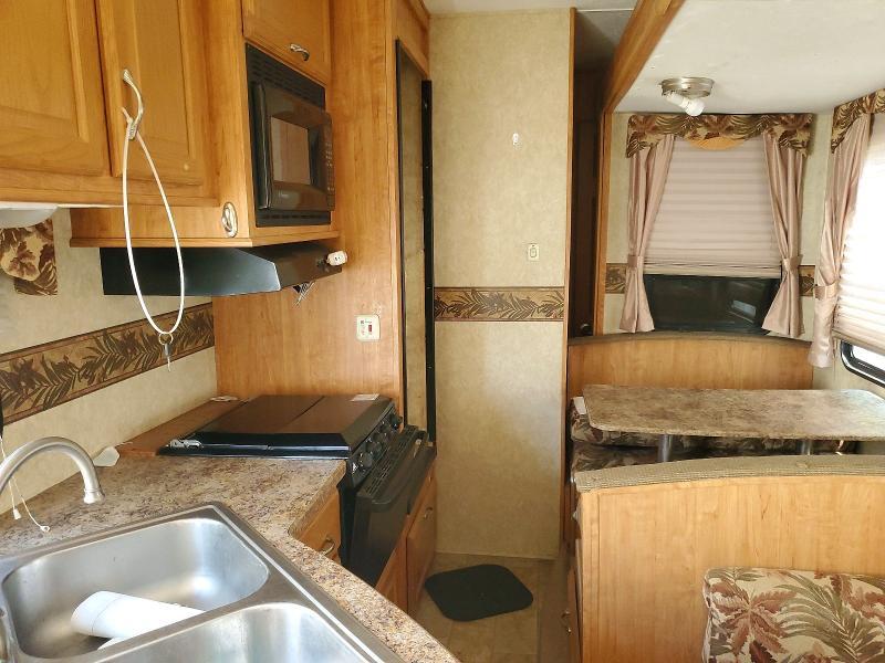 2008 Gulf Stream Seahawk Camper