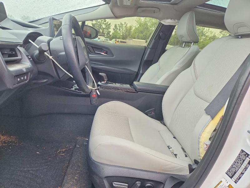 2024 Toyota Prius xle