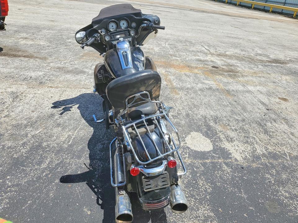 2011 Harley-Davidson Flhx