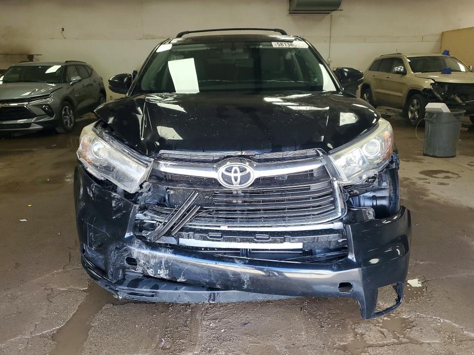 2015 Toyota Highlander le