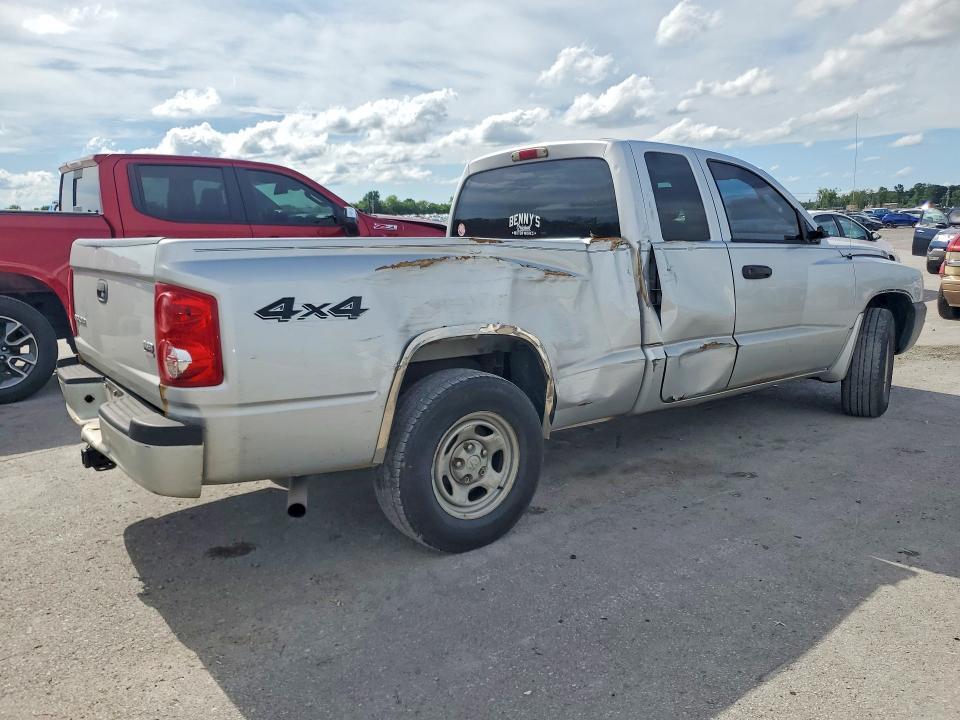 2006 Dodge Dakota st