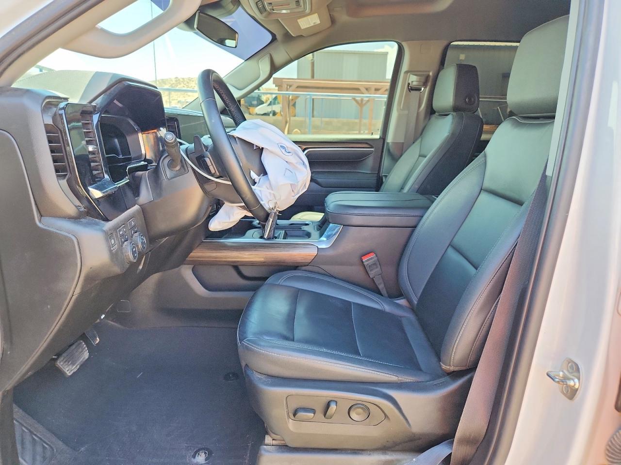 2025 Chevrolet Silverado K1500 RST