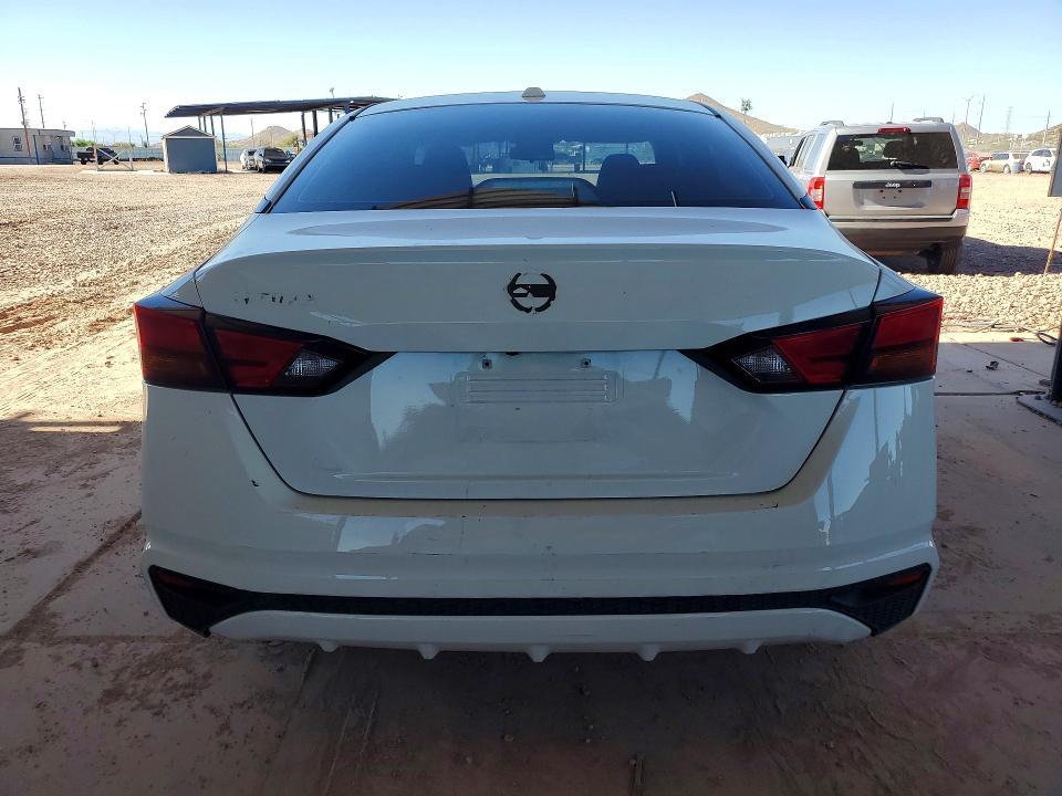 2019 Nissan Altima s