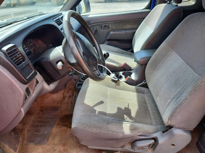 1999 Nissan Frontier XE