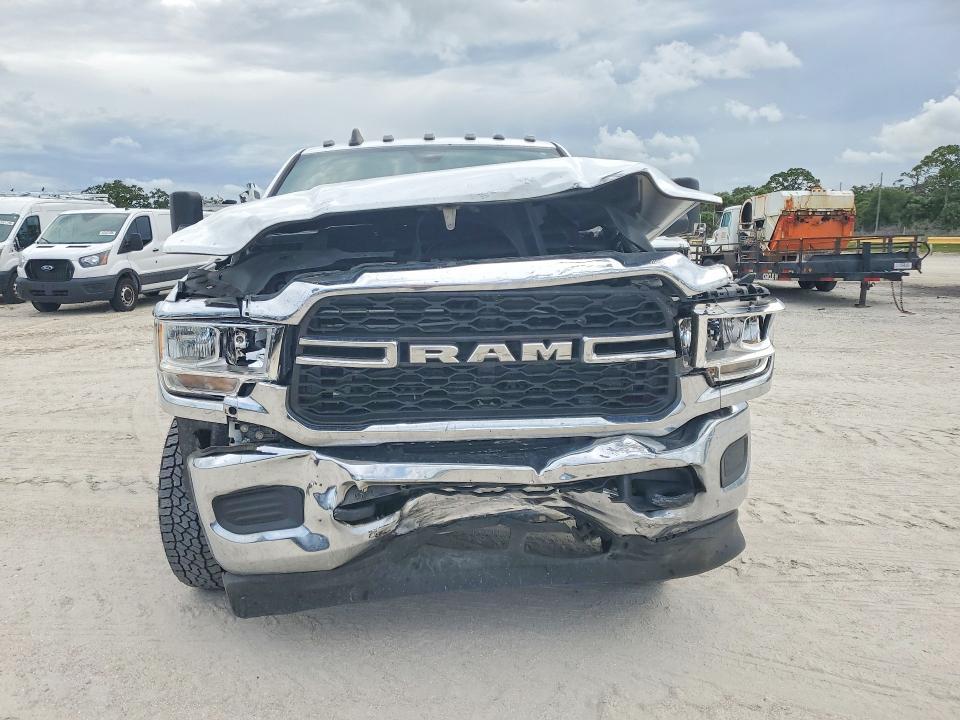 2022 Dodge Ram 3500 Tradesman