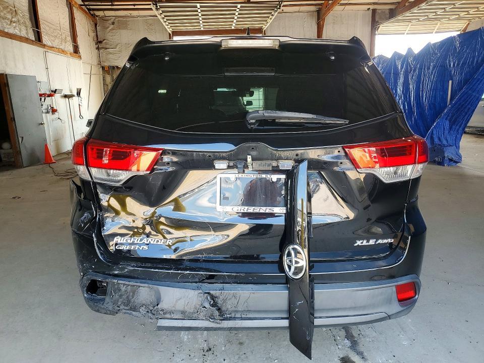 2017 Toyota Highlander xle