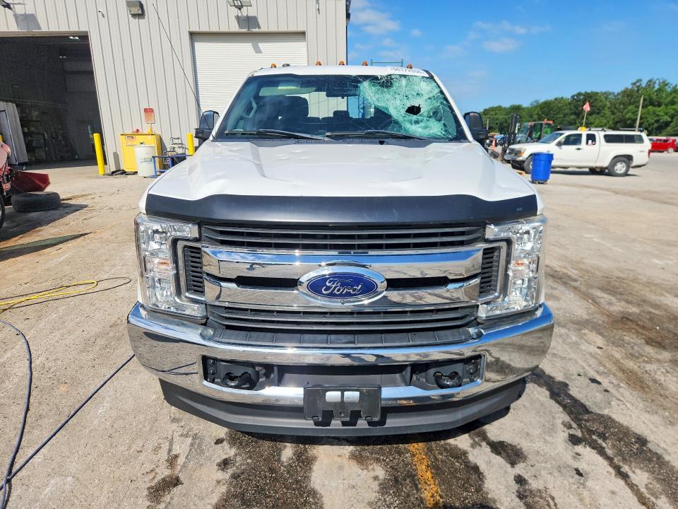 2019 Ford F350 Super Duty
