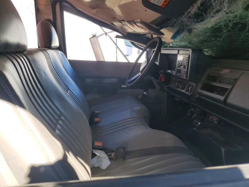 2000 GMC C7 Bucket Truck