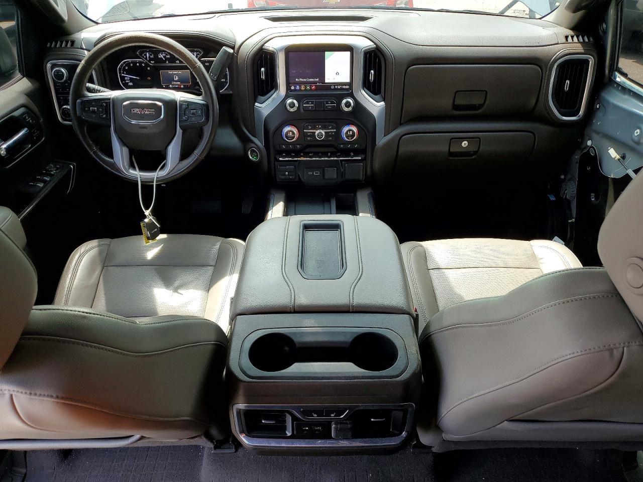 2020 GMC Sierra K1500 SLT