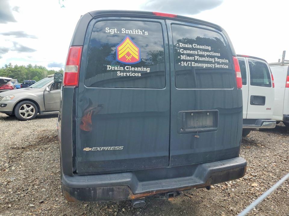 2017 Chevrolet Express G2500