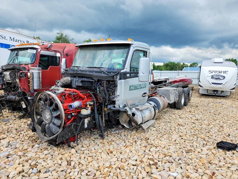 2022 Kenworth T880 Truck Cab AND Chassis