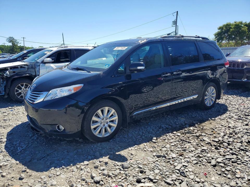 2014 Toyota Sienna Limited 7-passenger