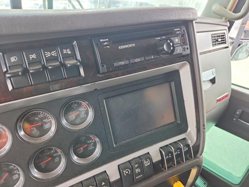 2018 Kenworth T660 Semi Truck