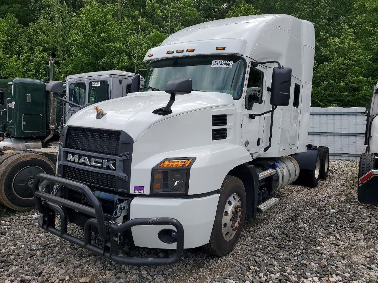 2019 Mack Anthem Semi Truck