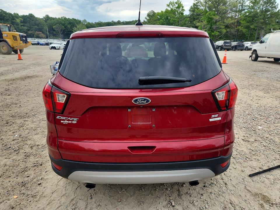 2019 Ford Escape se
