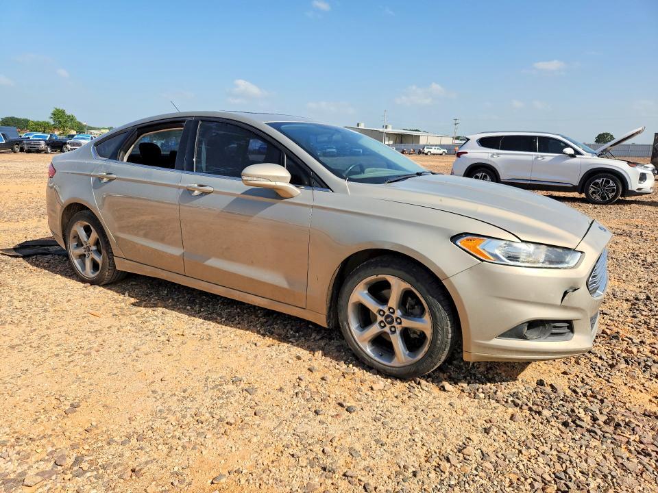 2015 Ford Fusion se