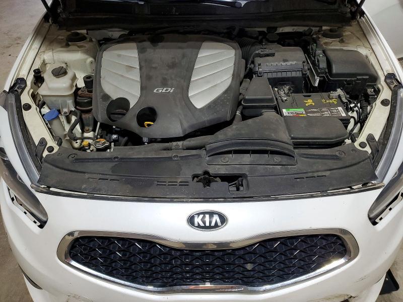 2014 KIA Cadenza Premium