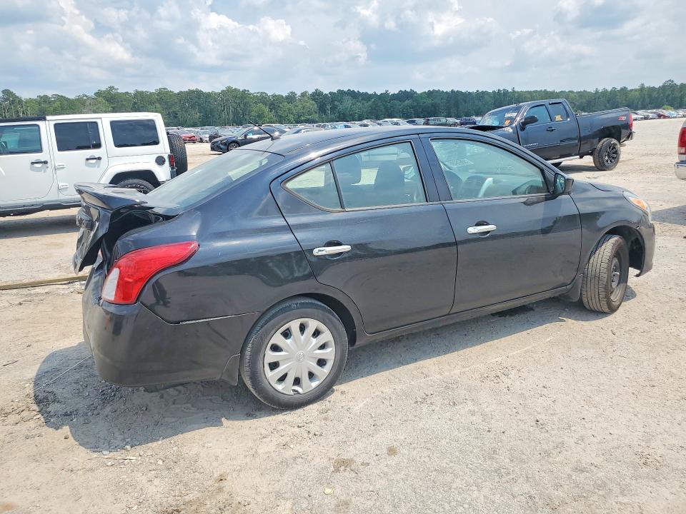 2016 Nissan Versa 1.6 sv