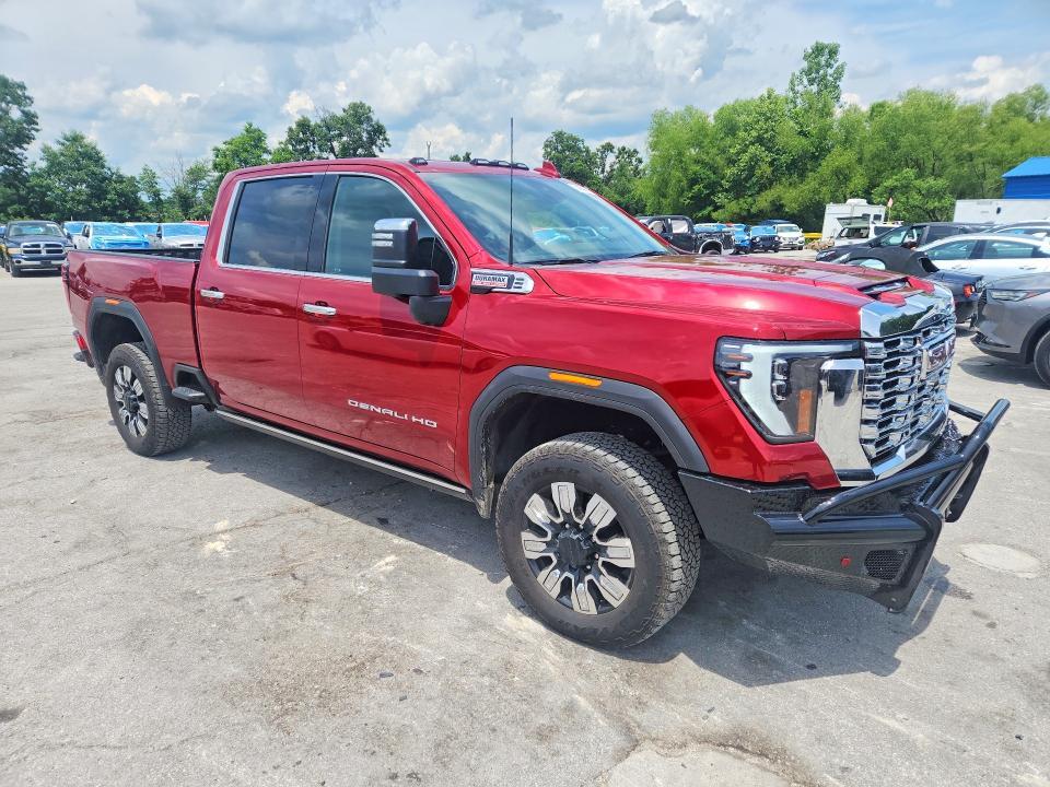 2024 GMC Sierra K2500 Denali